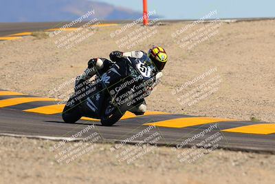 media/Oct-09-2022-SoCal Trackdays (Sun) [[95640aeeb6]]/Turn 12 (140pm)/